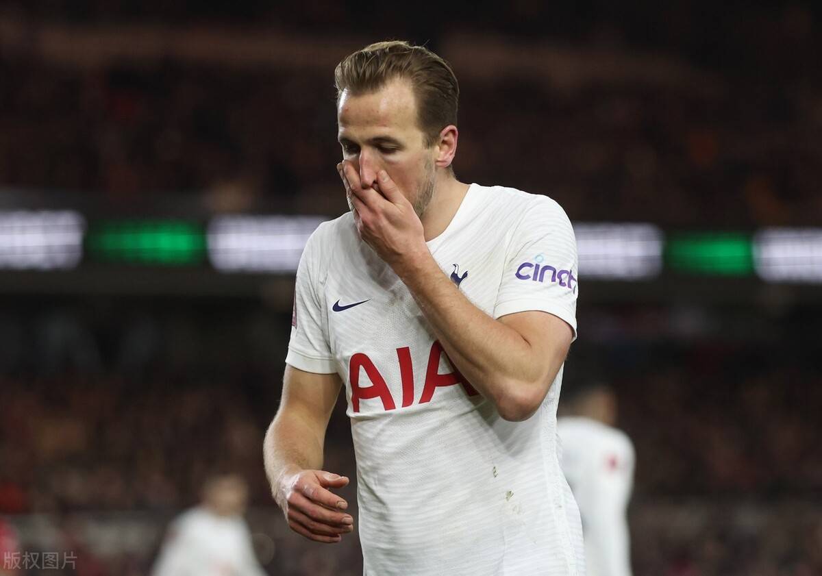 开云官网莱比锡今夜扳平良机关键时刻塞维利亚调整名单以备法国杯，连对手都承认：赛地聚焦——荷甲关键时刻热度飙升的简单介绍